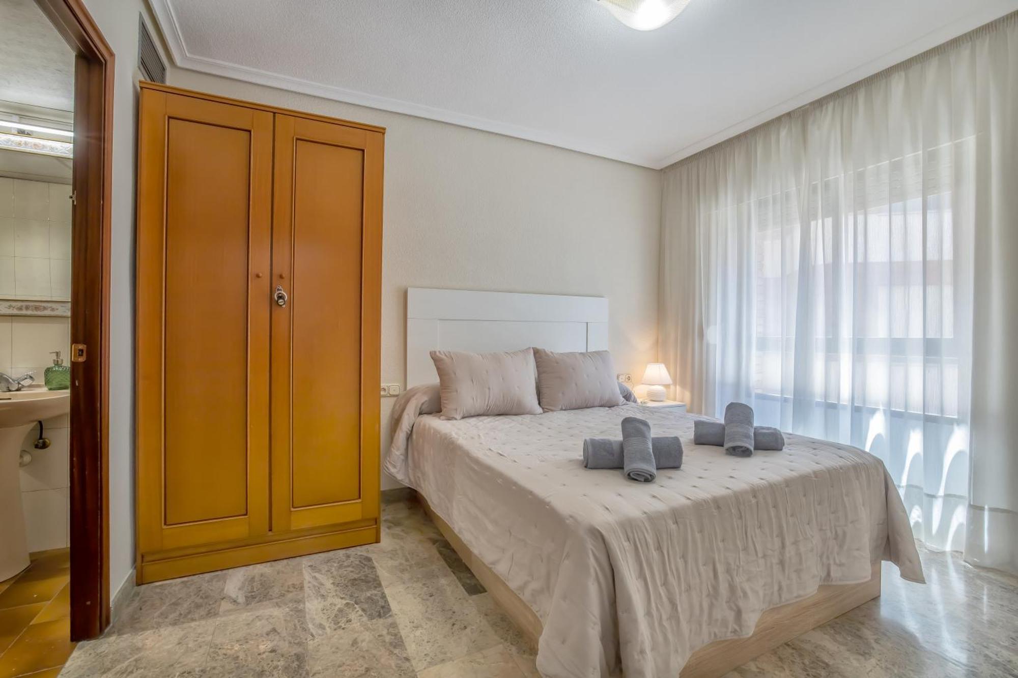 R & T Cordoba Center Apartamentos - Parking Εξωτερικό φωτογραφία